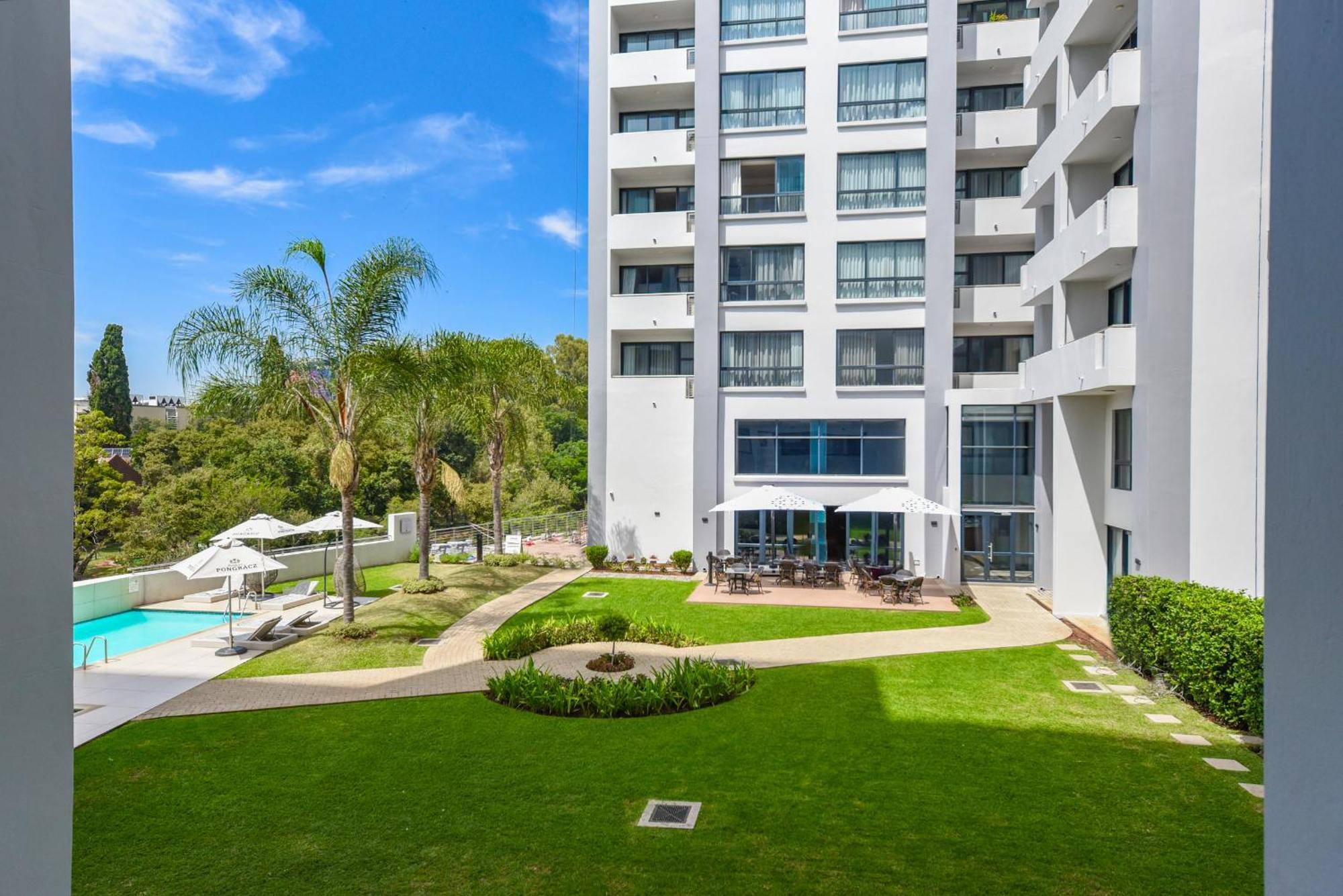 The Regency Apartments Pretoria-Noord Exteriör bild